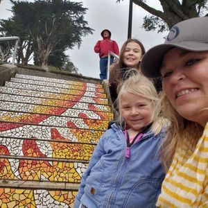 Meet your Posher, April